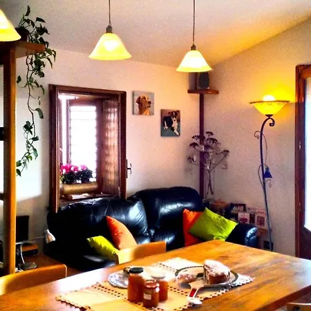 Casa La Vigna 度假居 *