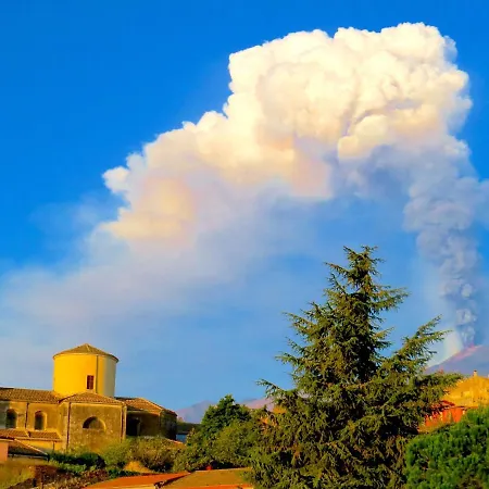 Casa La Vigna 度假居 *